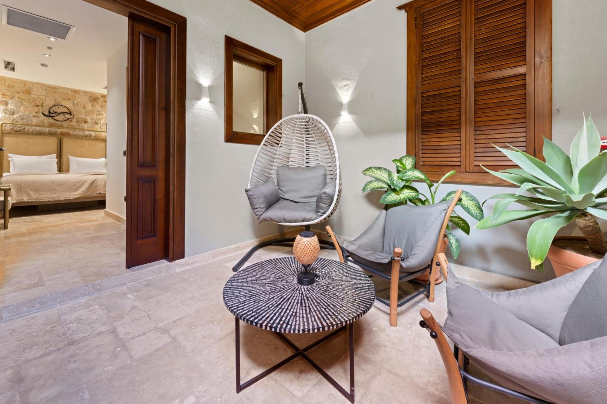 Belmondo Suites Old Town Antalya Exteriör bild