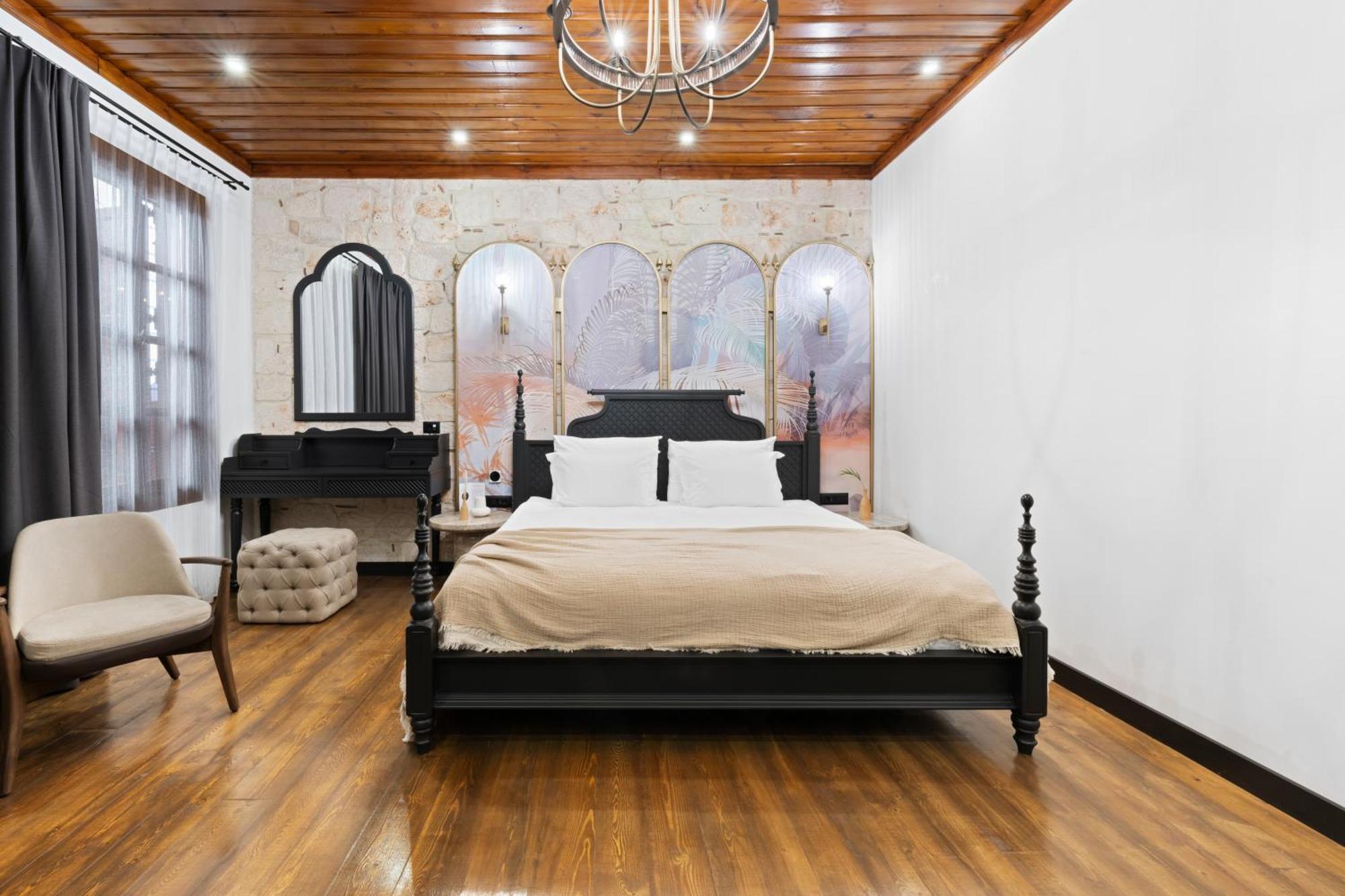Belmondo Suites Old Town Antalya Exteriör bild