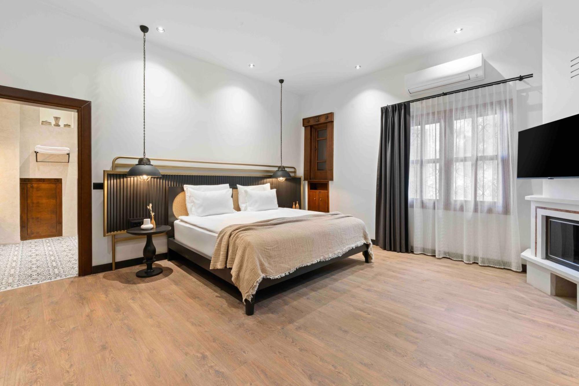 Belmondo Suites Old Town Antalya Rum bild