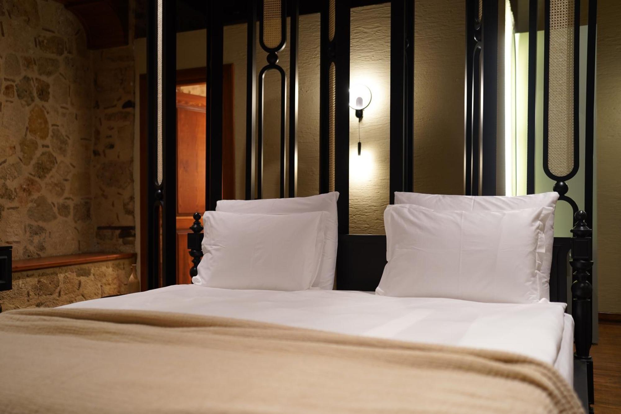 Belmondo Suites Old Town Antalya Rum bild