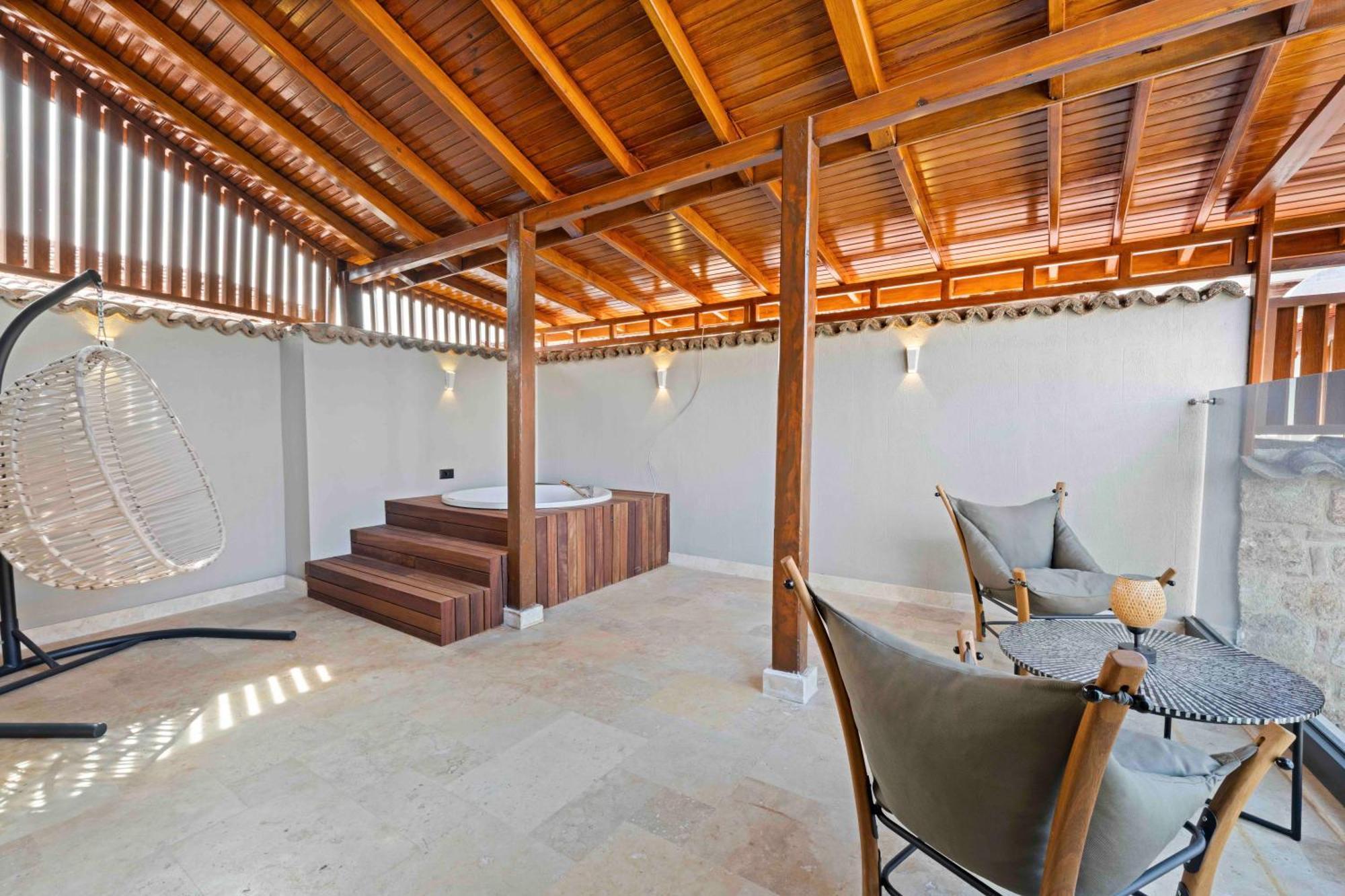 Belmondo Suites Old Town Antalya Rum bild